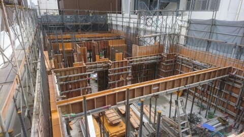 型枠工事の施工写真